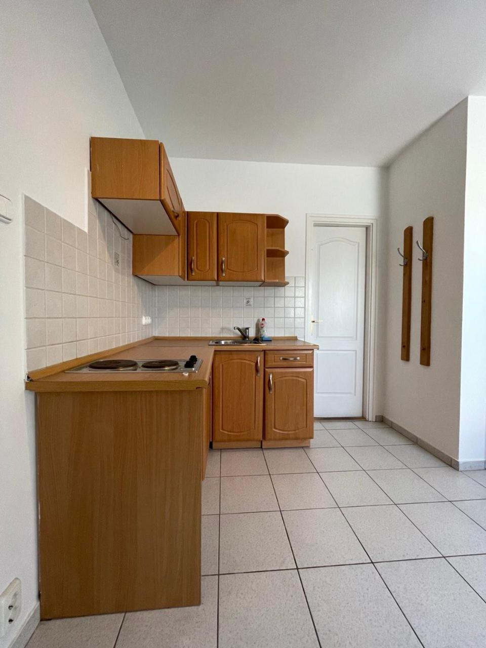 Zamor 10 Apartmant Кестхей