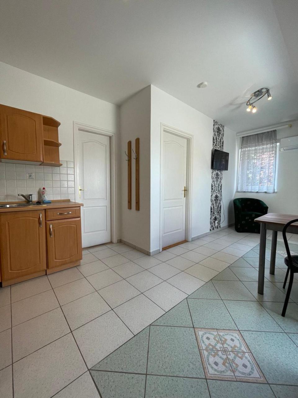 Apartament Zamor 10 Apartmant *